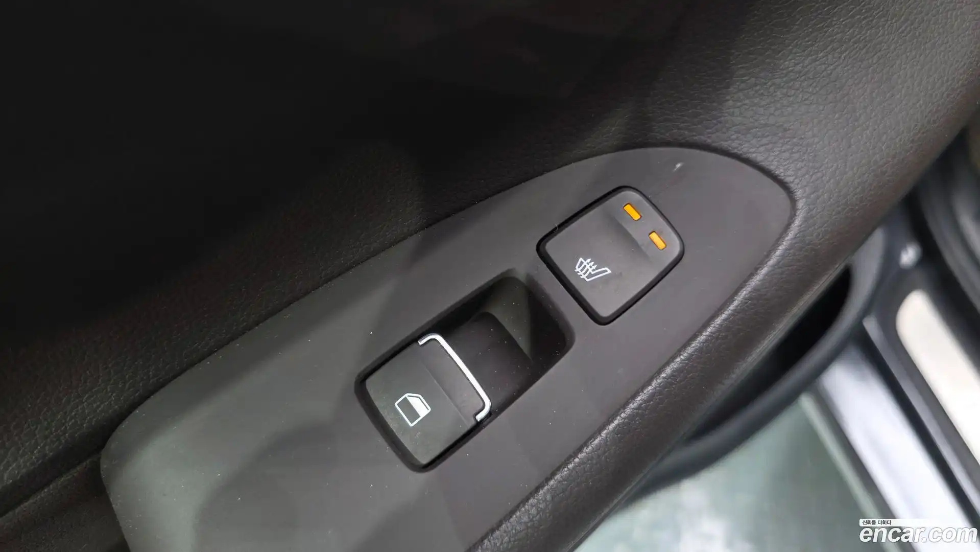 Grandeur Hyundai 2018.0-OPTION-024