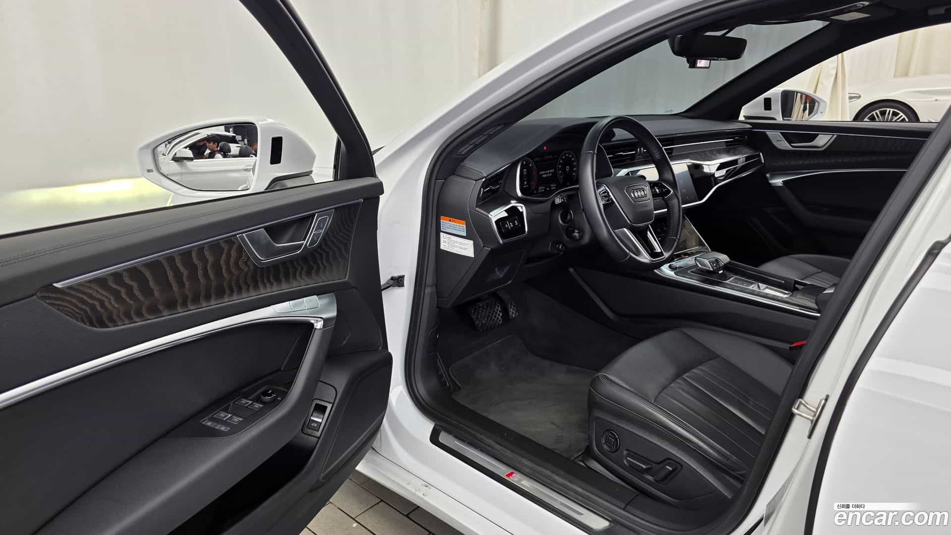 A6 Audi 2021.11-INNER-010