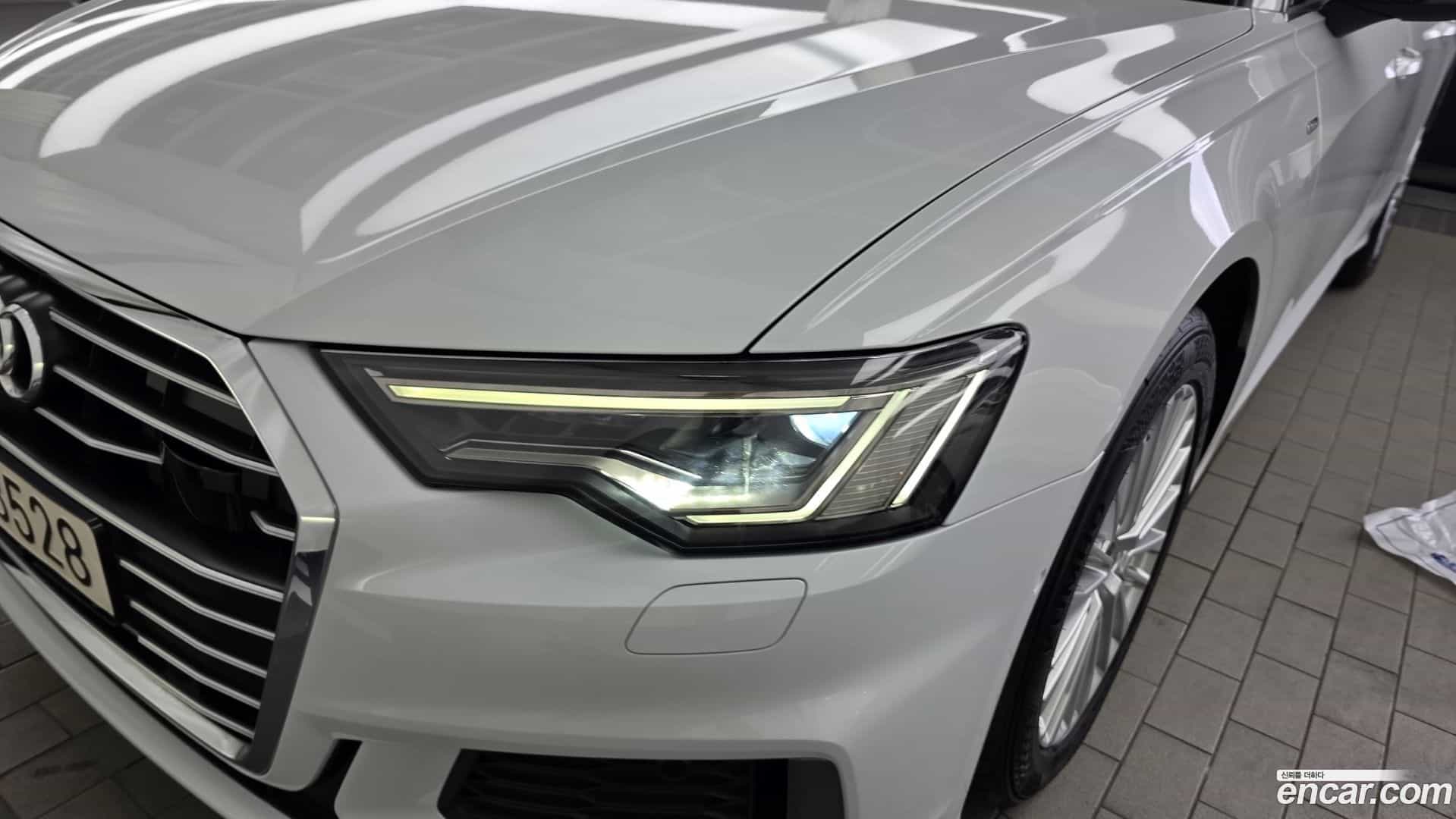A6 Audi 2021.11-OUTER-032
