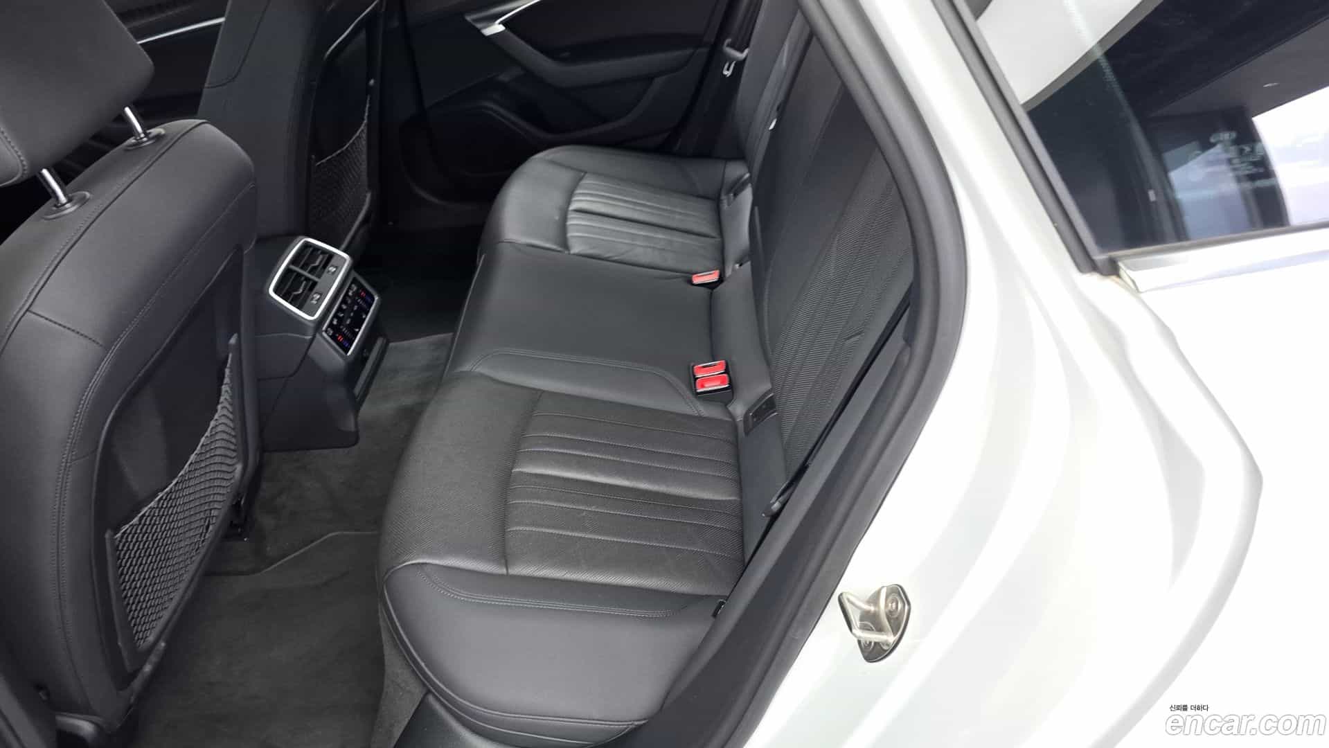 A6 Audi 2021.11-INNER-036