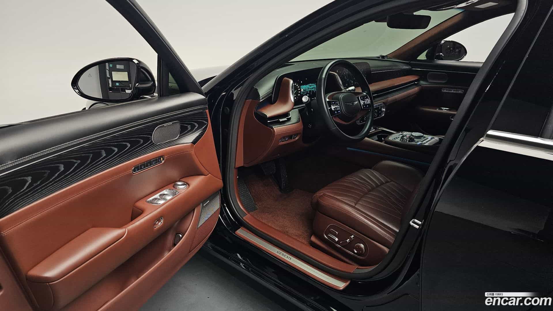 G90 Genesis 2023.0-INNER-010
