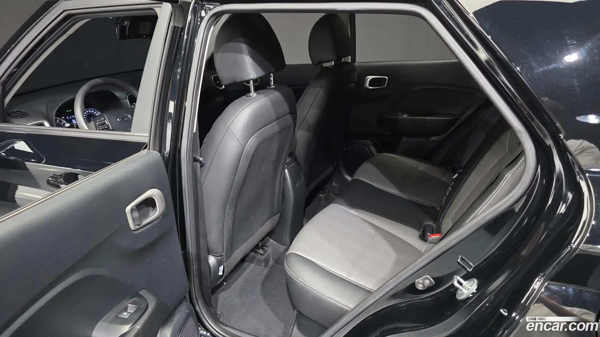 Venue Hyundai 2021.5-INNER-036