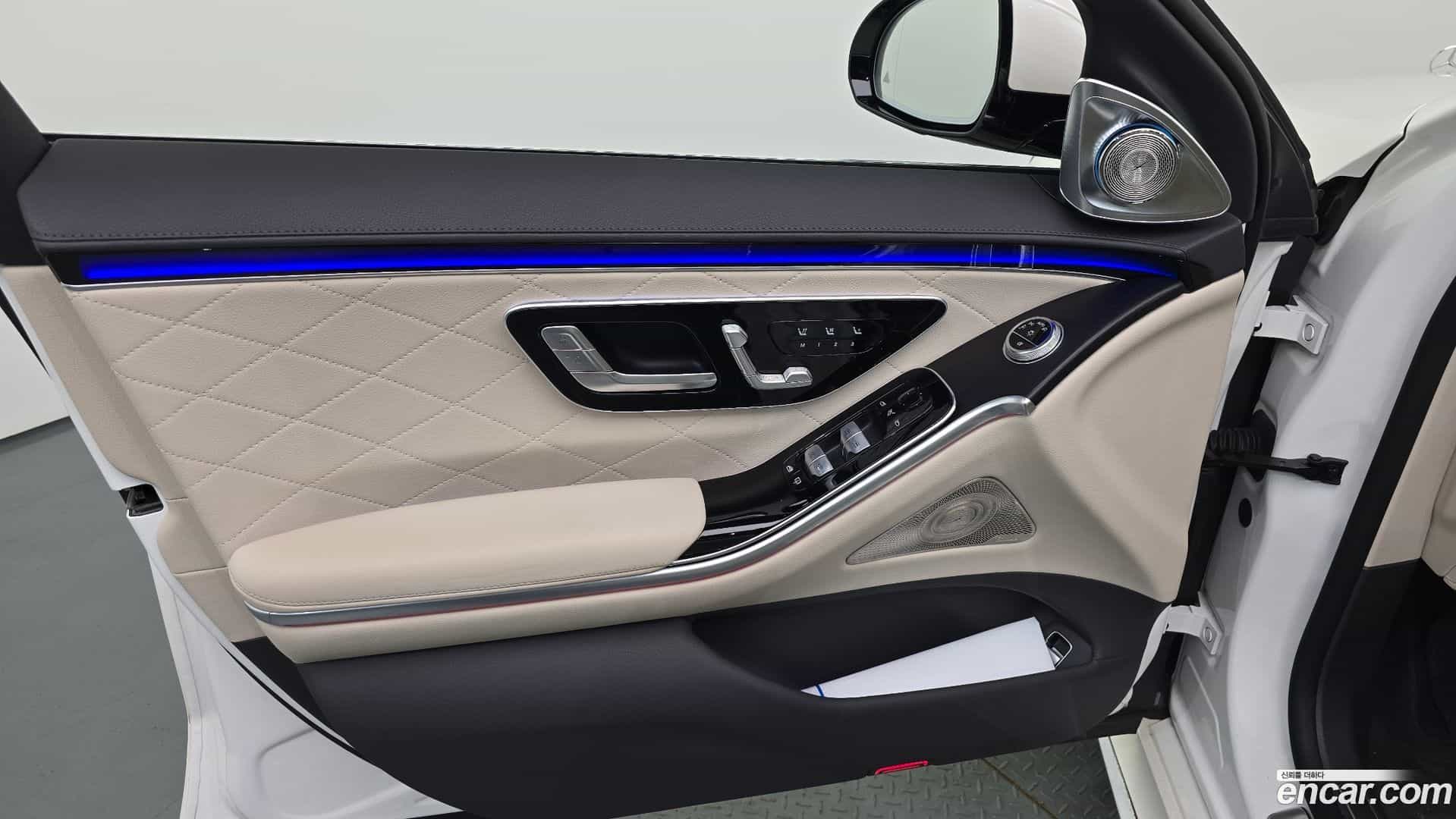 S-Class Mercedes-Benz 2023.2-INNER-034