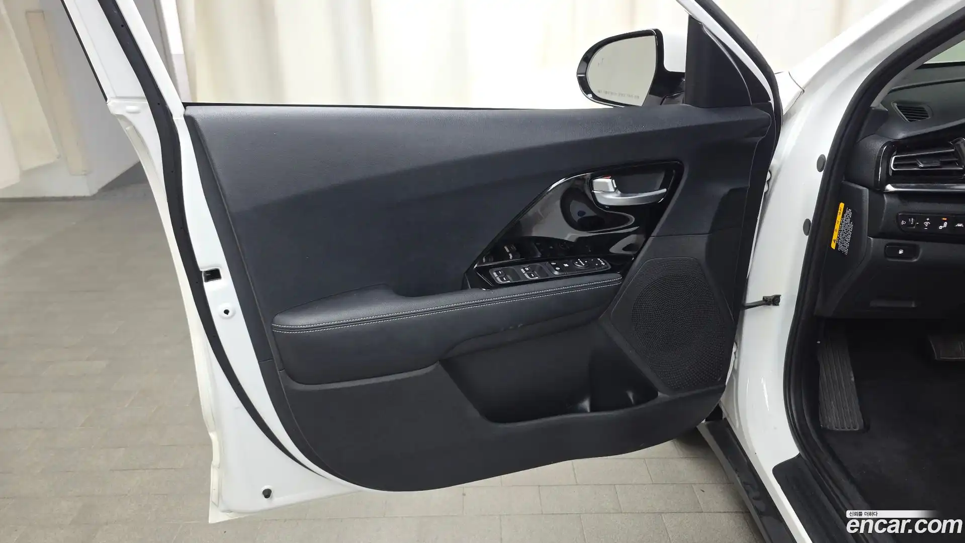 Niro Kia 2020.6-INNER-034