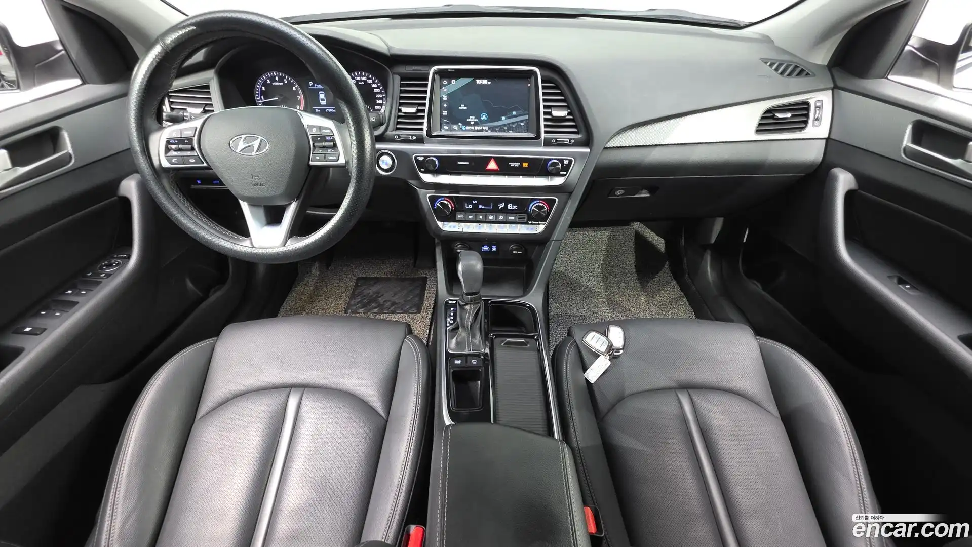 Sonata Hyundai 2019.2-INNER-007
