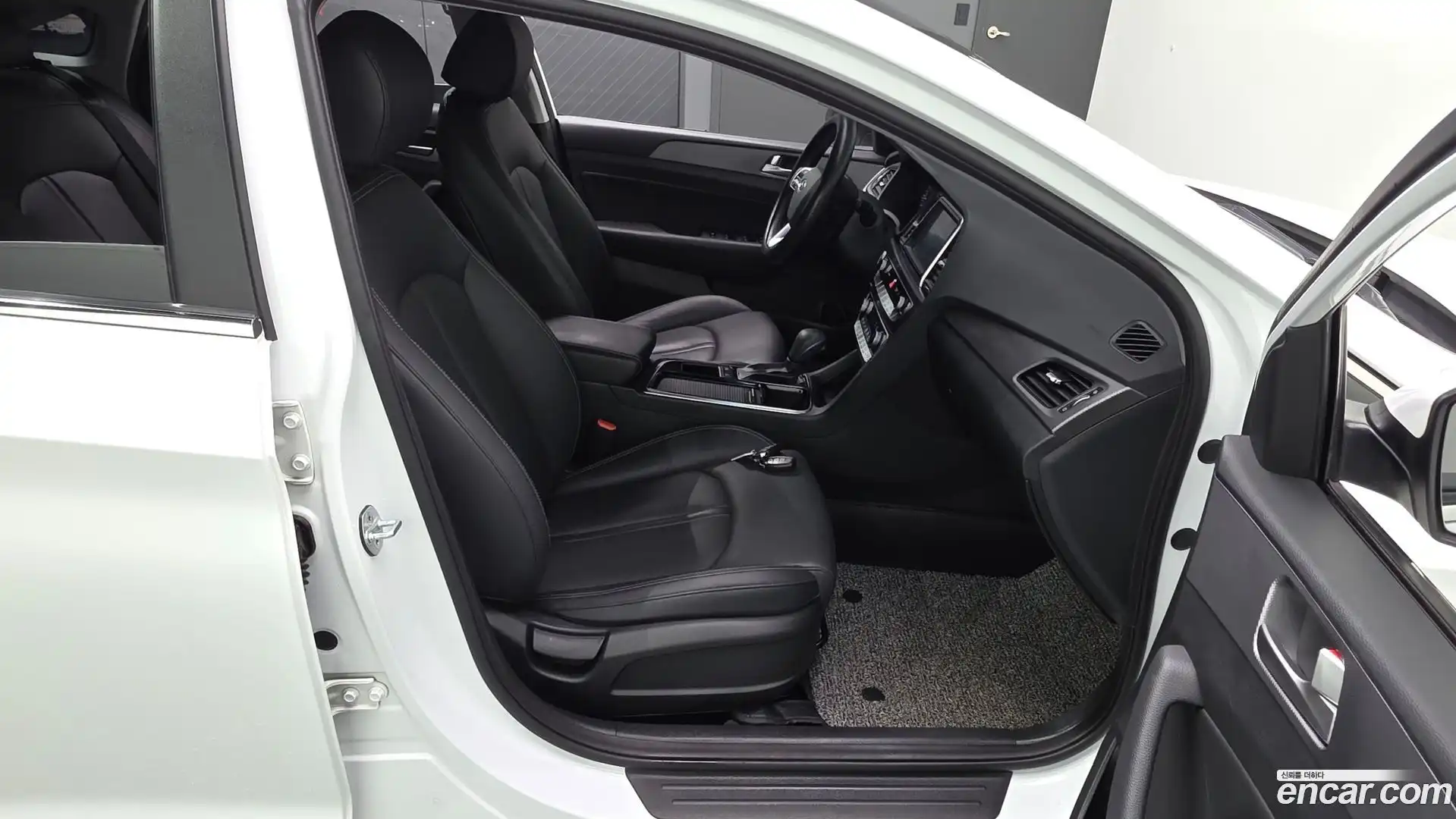 Sonata Hyundai 2019.2-OPTION-016