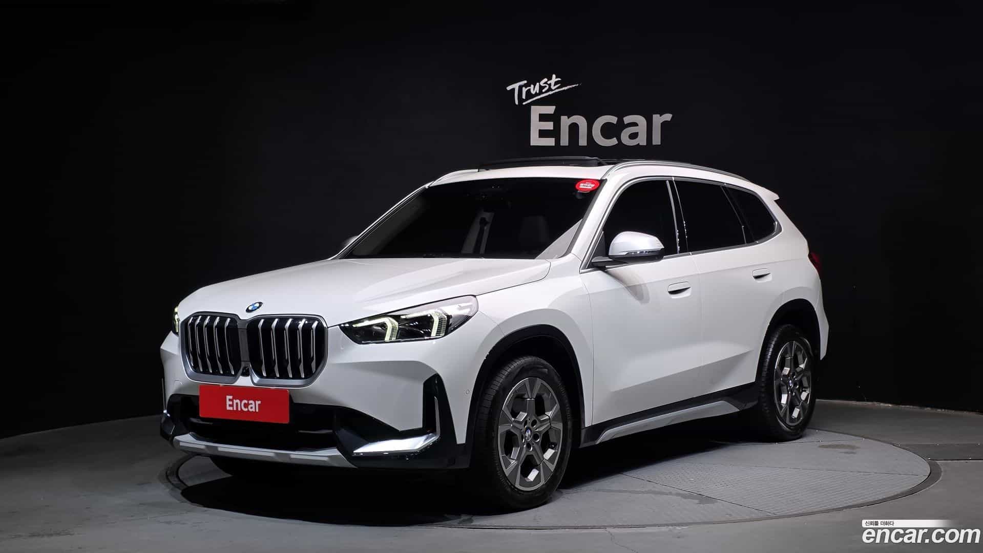X1 BMW 2023.4-OUTER-001