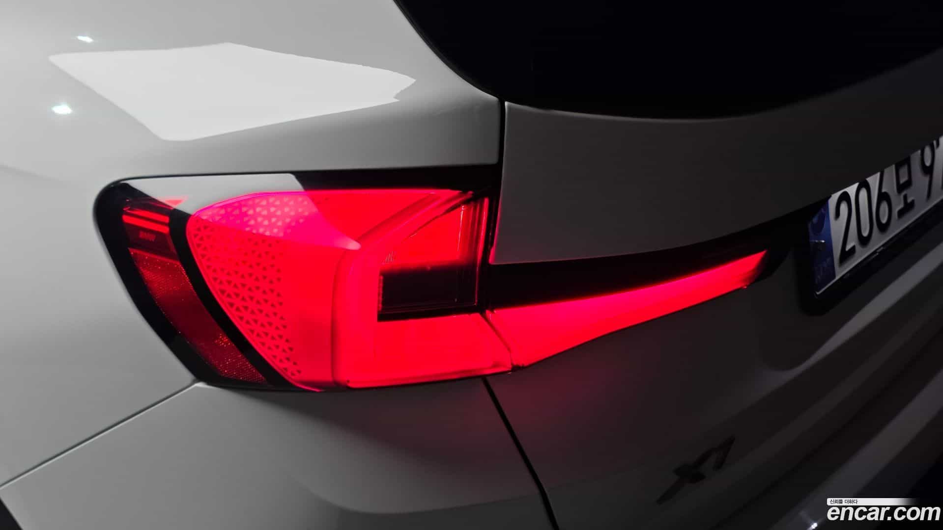 X1 BMW 2023.4-OUTER-033