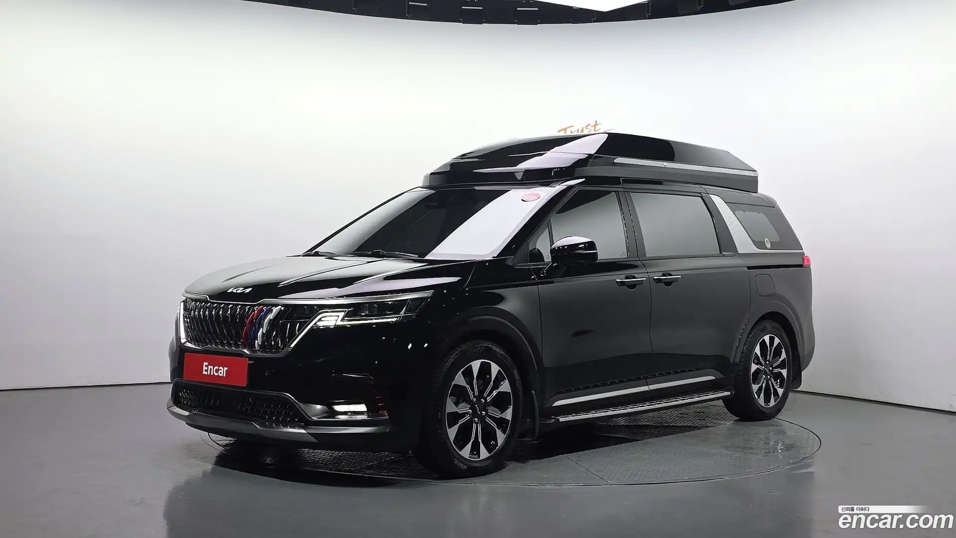 Canival Kia 2022.2-OUTER-001