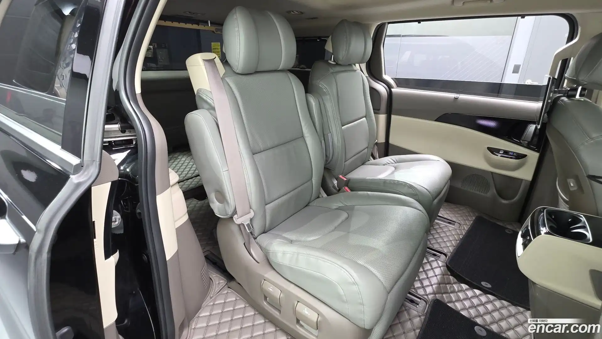Canival Kia 2022.2-OPTION-015