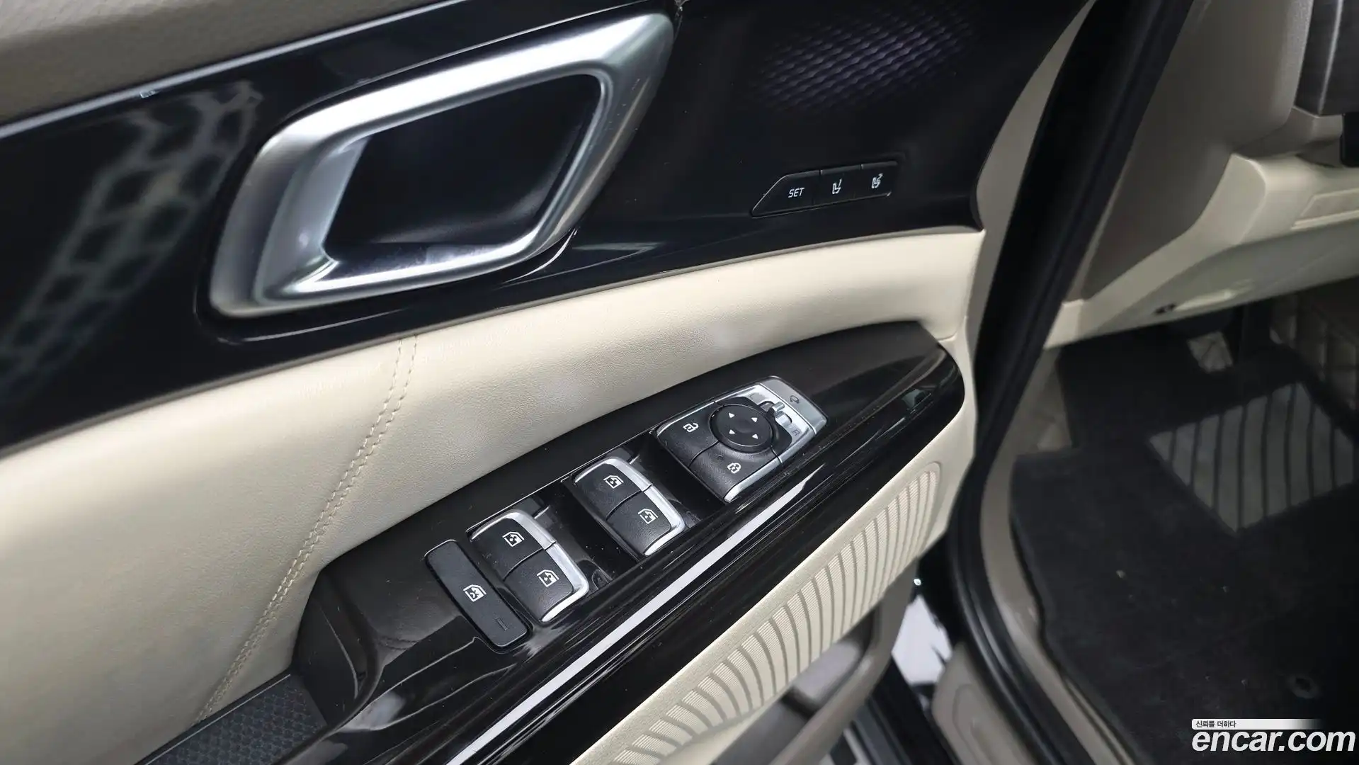 Canival Kia 2022.2-OPTION-050