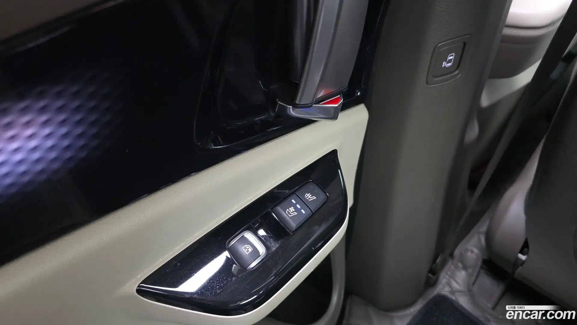 Canival Kia 2022.2-OPTION-051