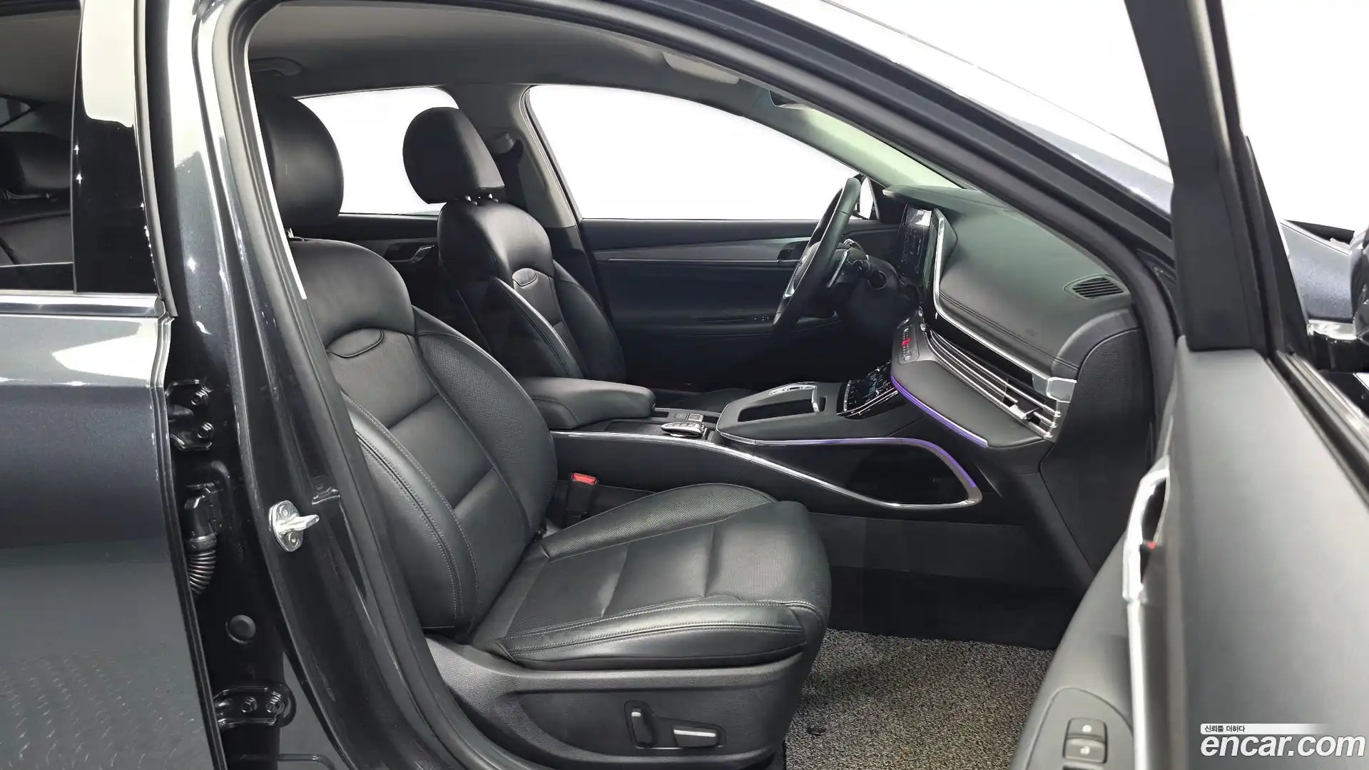 Grandeur Hyundai 2020.8-INNER-036