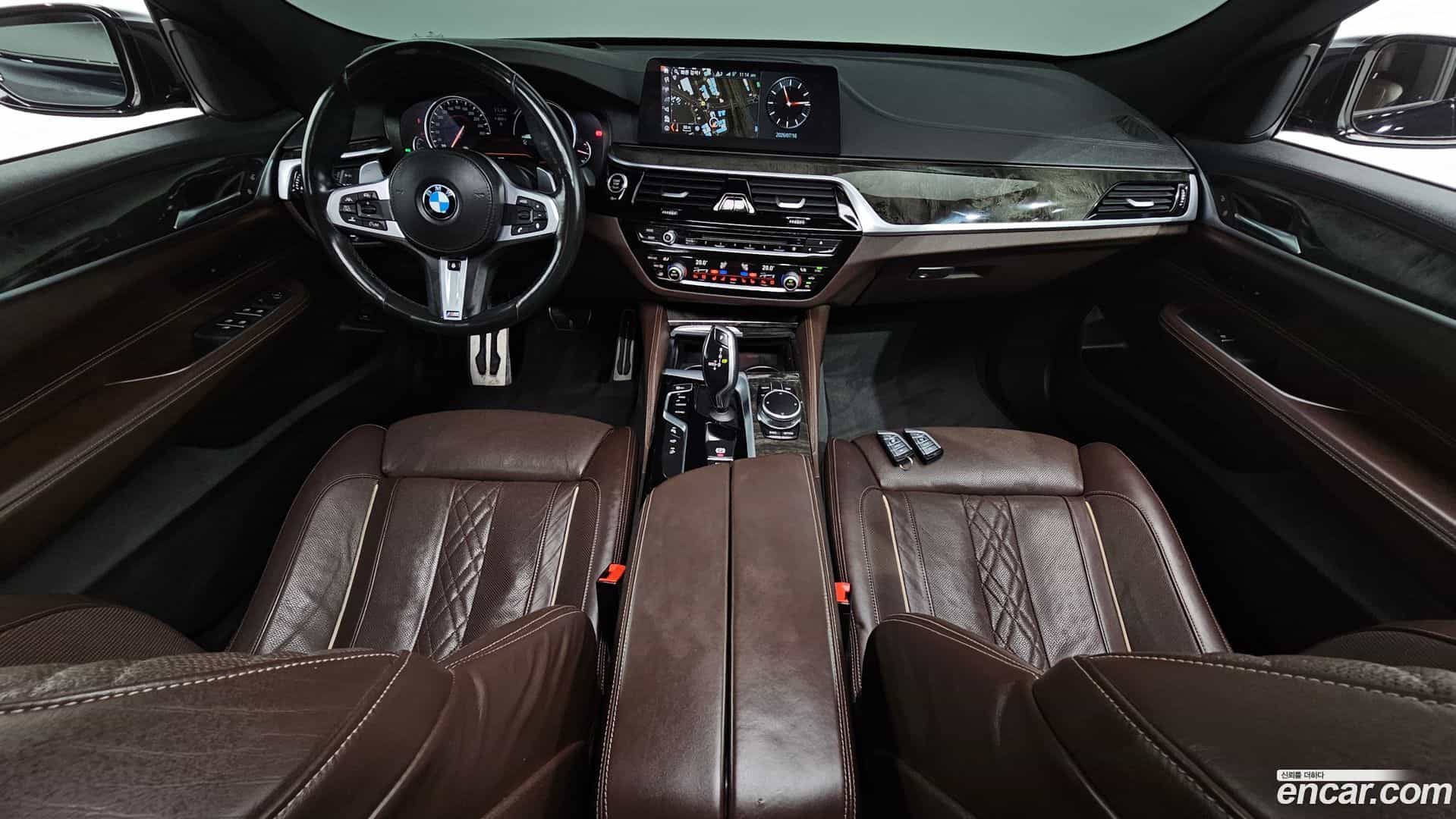 Gran Turismo BMW 2018.0-INNER-007