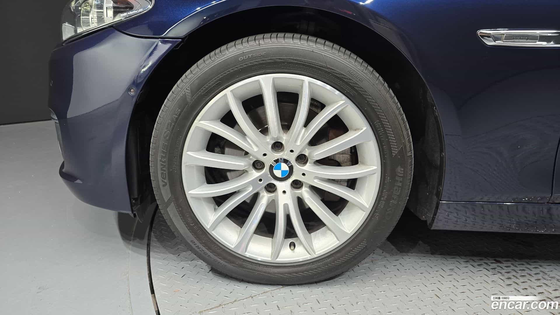 5-Series BMW 2013.9-OUTER-005