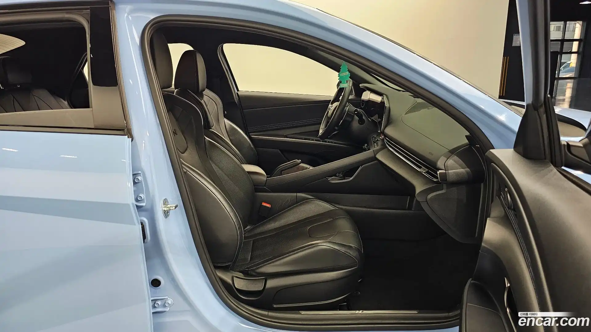 AVANTE Hyundai 2022.4-OPTION-015