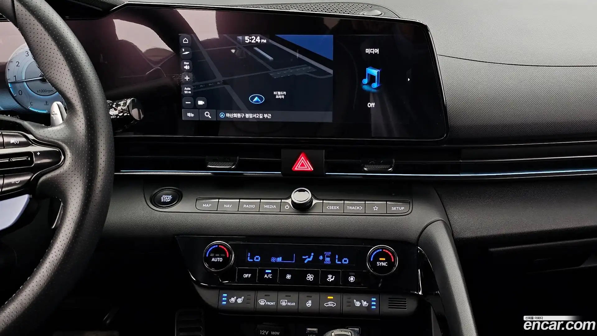AVANTE Hyundai 2022.4-OPTION-018