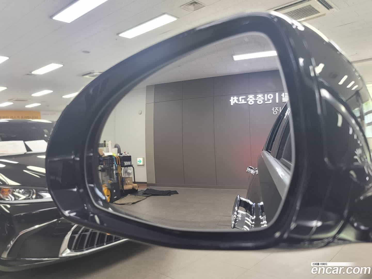 S-Class Mercedes-Benz 2023.6-OPTION-015