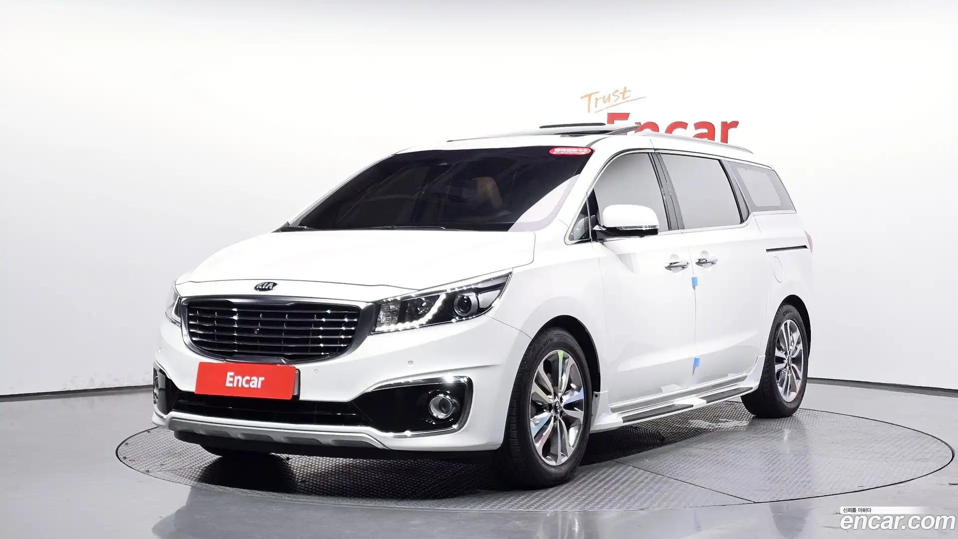 Canival Kia 2014.9-THUMBNAIL-011