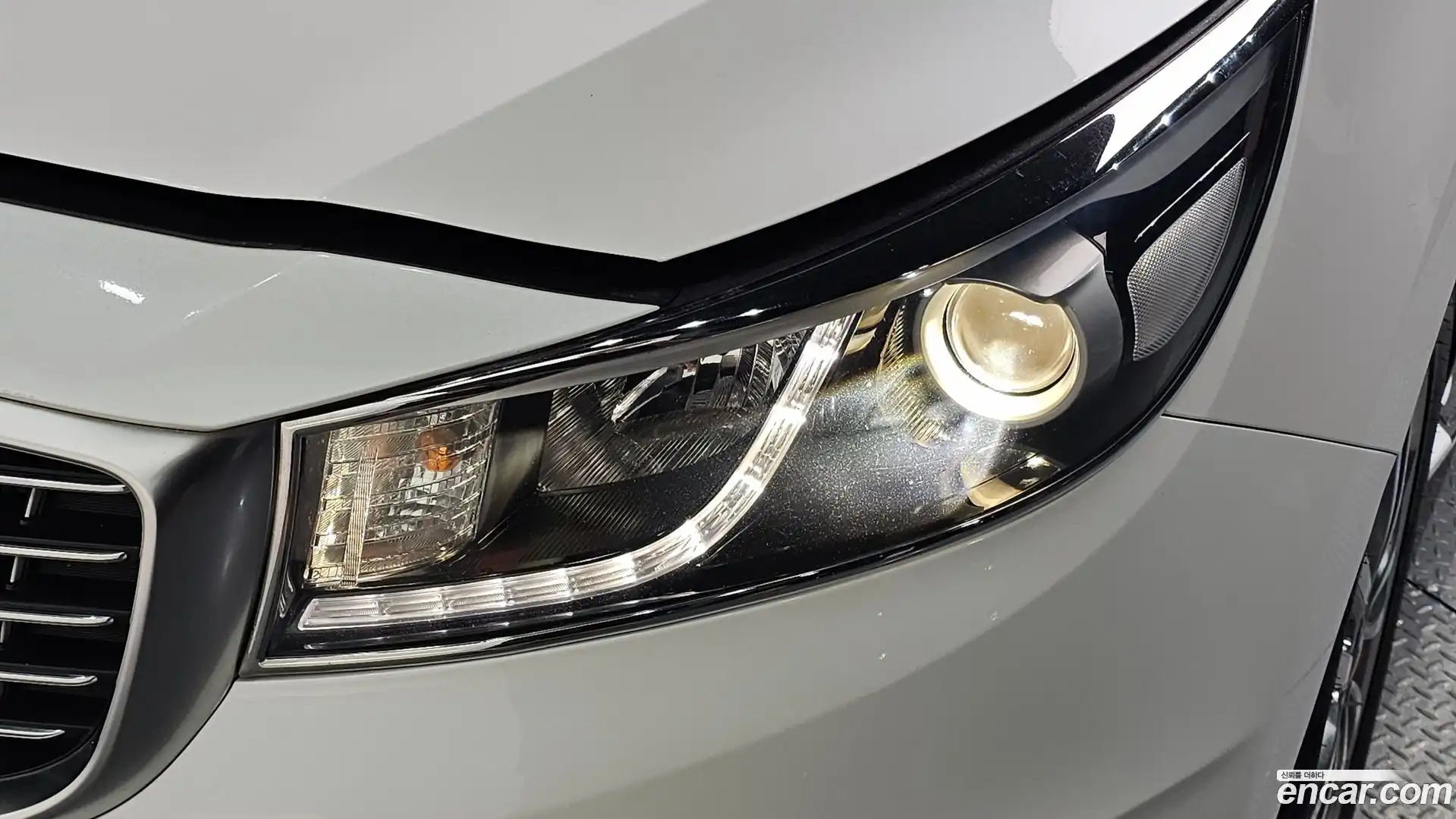 Canival Kia 2014.9-OUTER-032