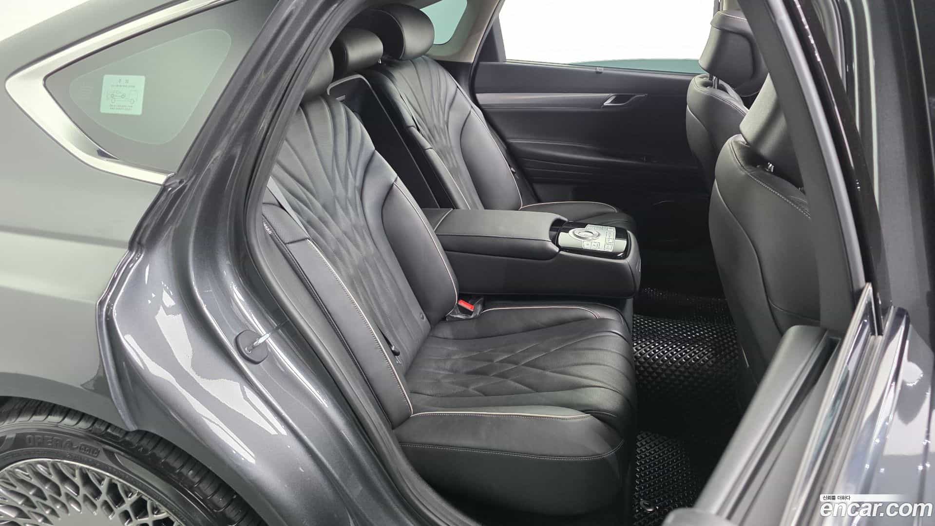 G80 Genesis 2021.3-OPTION-015
