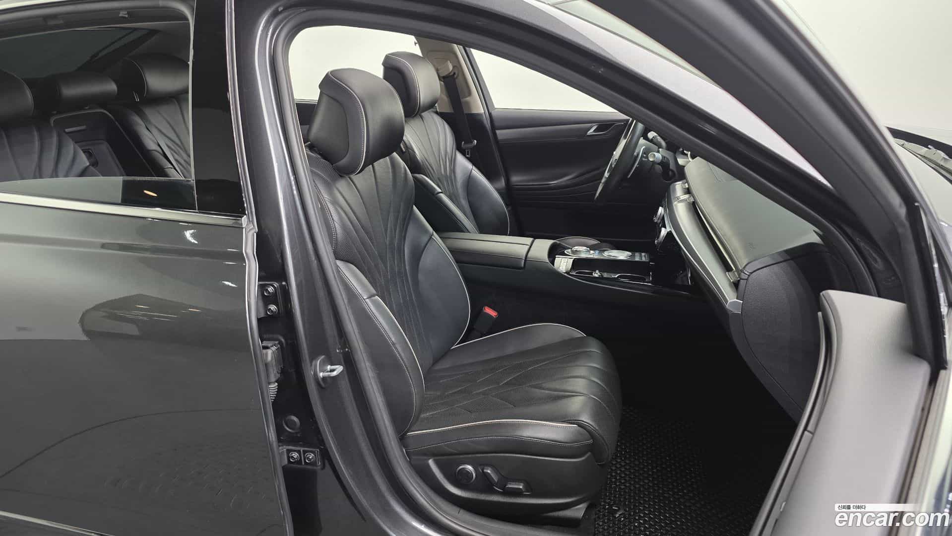 G80 Genesis 2021.3-INNER-036