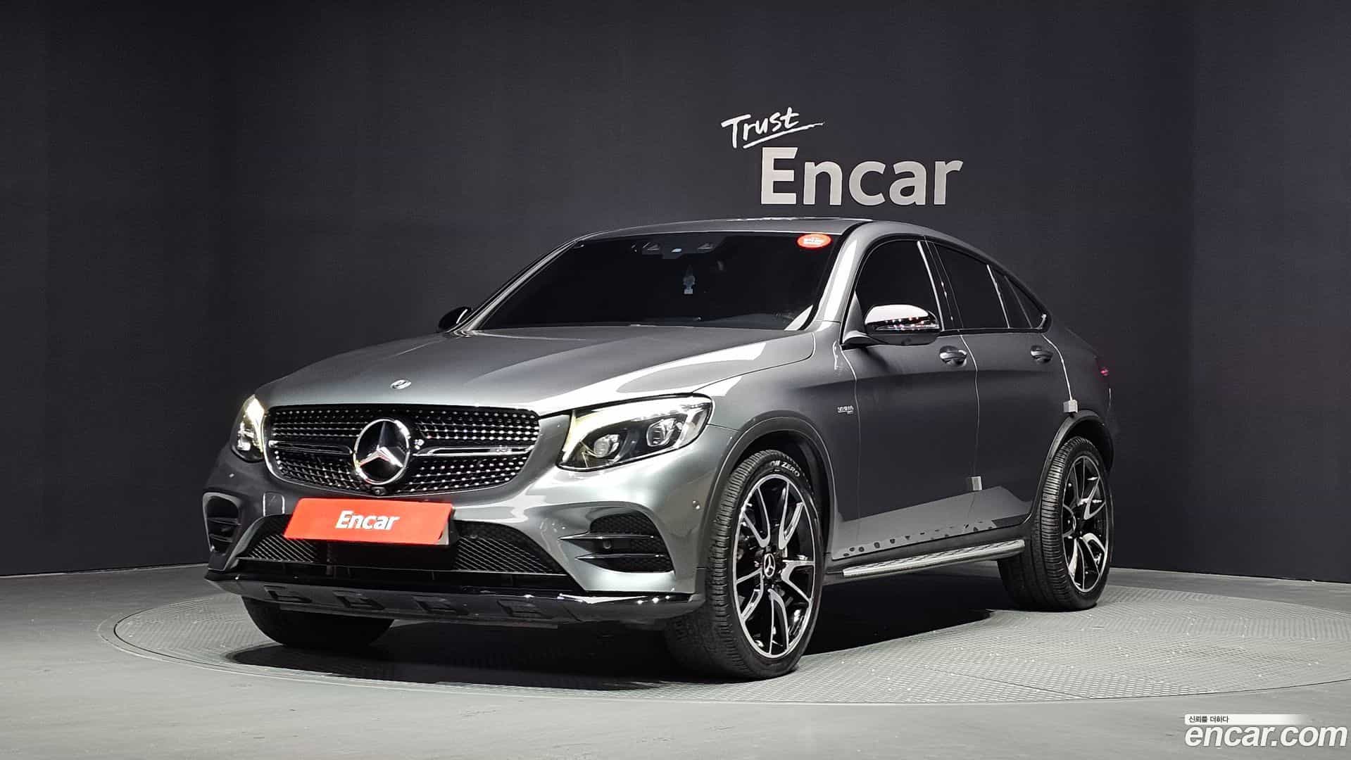 GLC-Class Mercedes-Benz 2019.11-OUTER-001