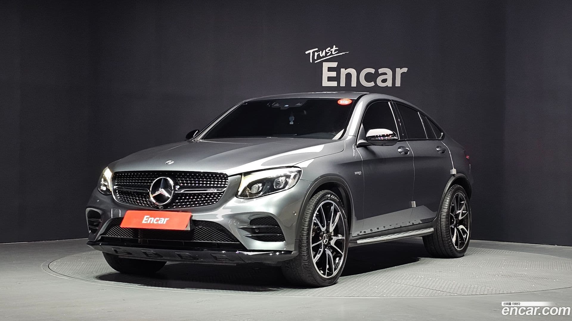 Main__Slider__Photo:GLC-Class Mercedes-Benz 2019.11-0