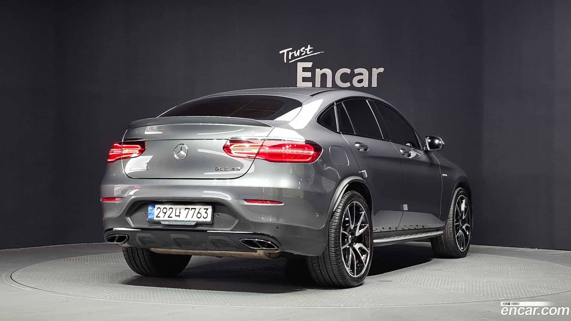 GLC-Class Mercedes-Benz 2019.11-OUTER-002