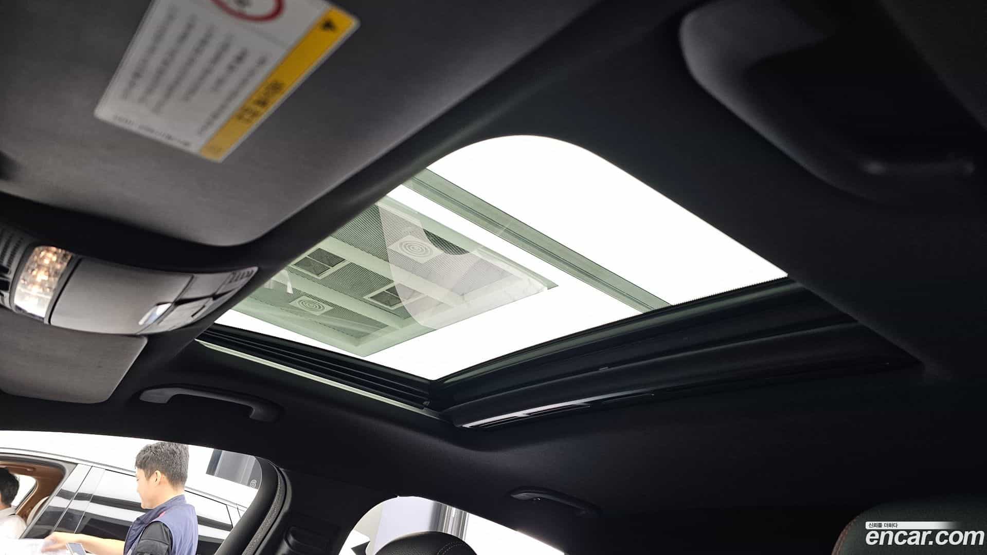 GLC-Class Mercedes-Benz 2019.11-OPTION-022