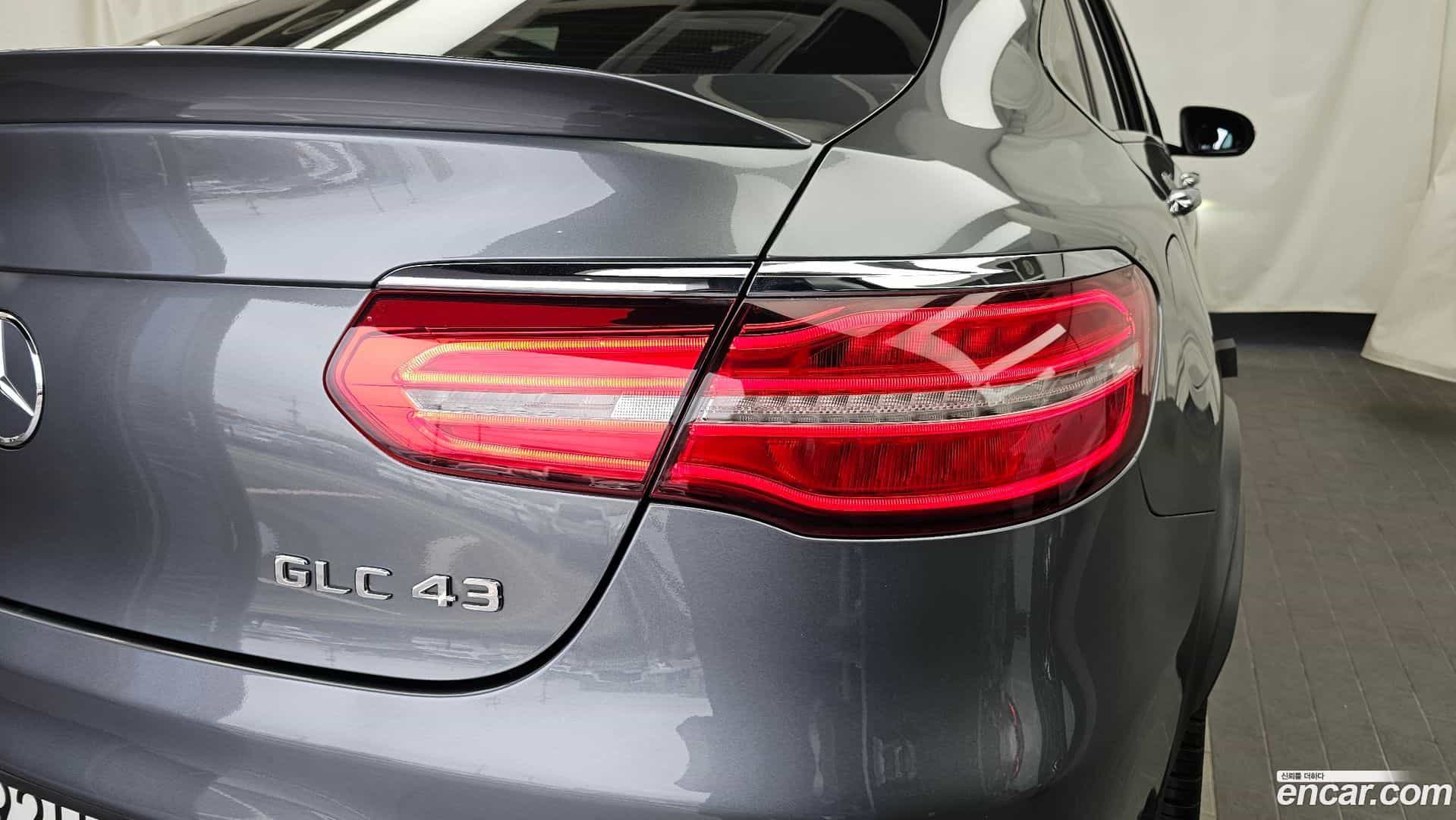 GLC-Class Mercedes-Benz 2019.11-OUTER-033