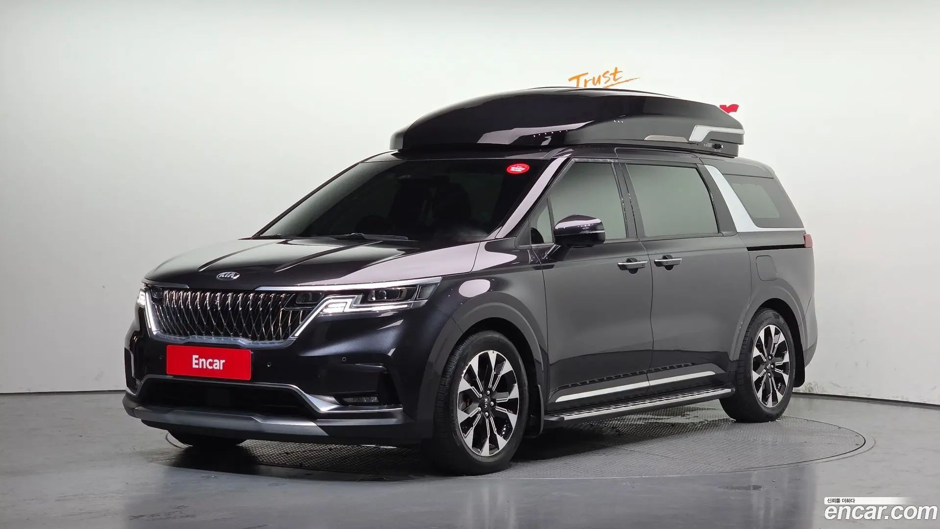 Main__Slider__Photo:Canival Kia 2020.10-0