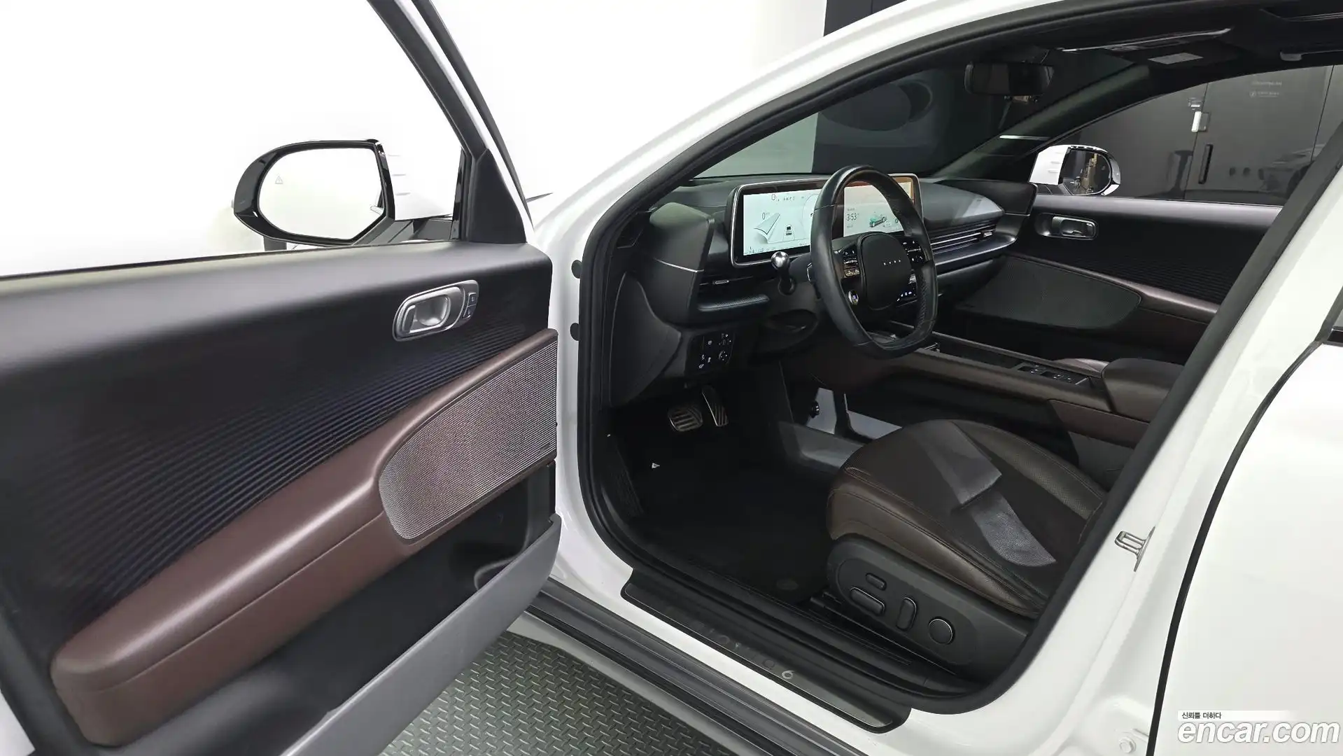 Ioniq6 Hyundai 2022.10-INNER-010