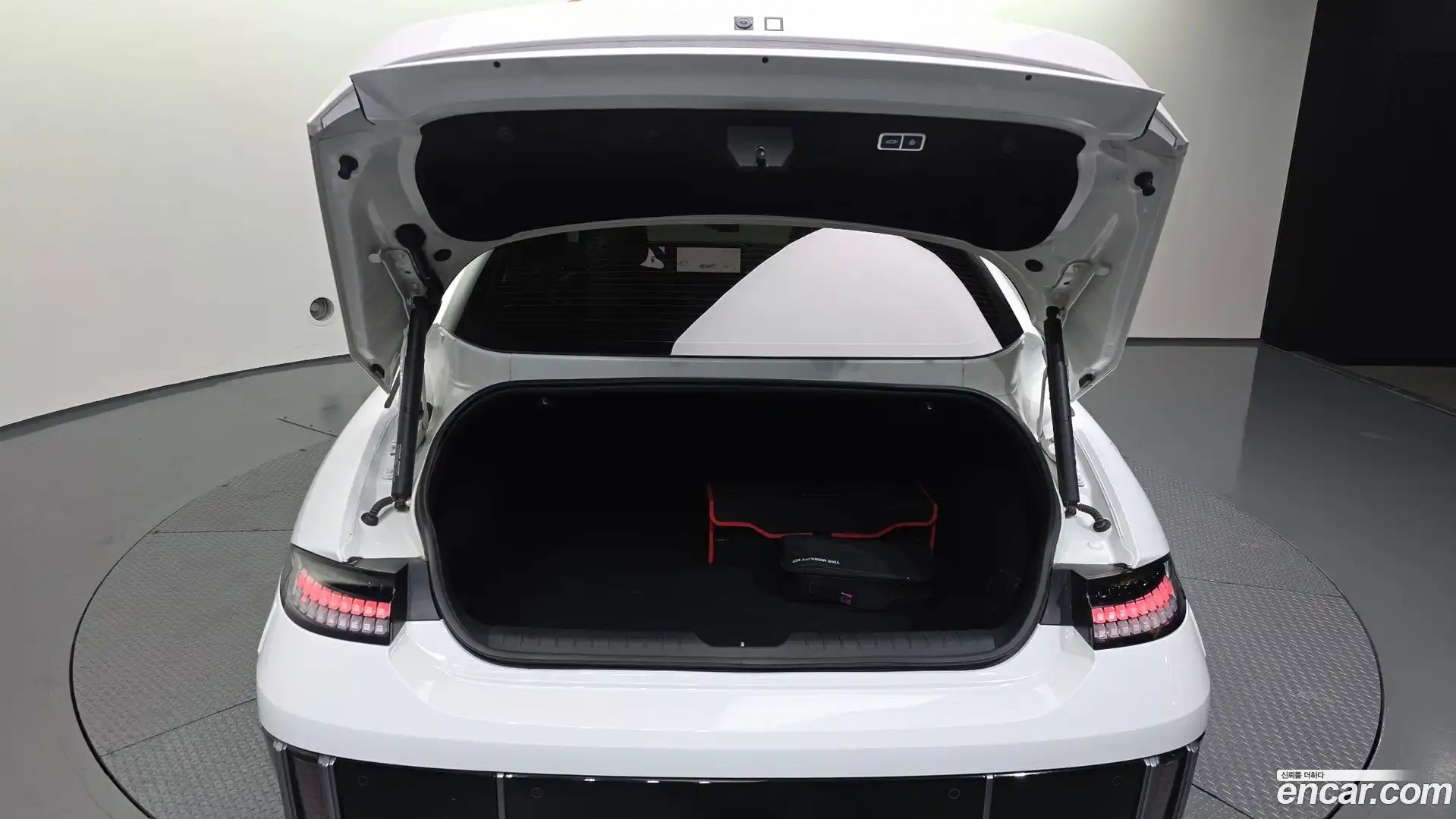 Ioniq6 Hyundai 2022.10-OPTION-024