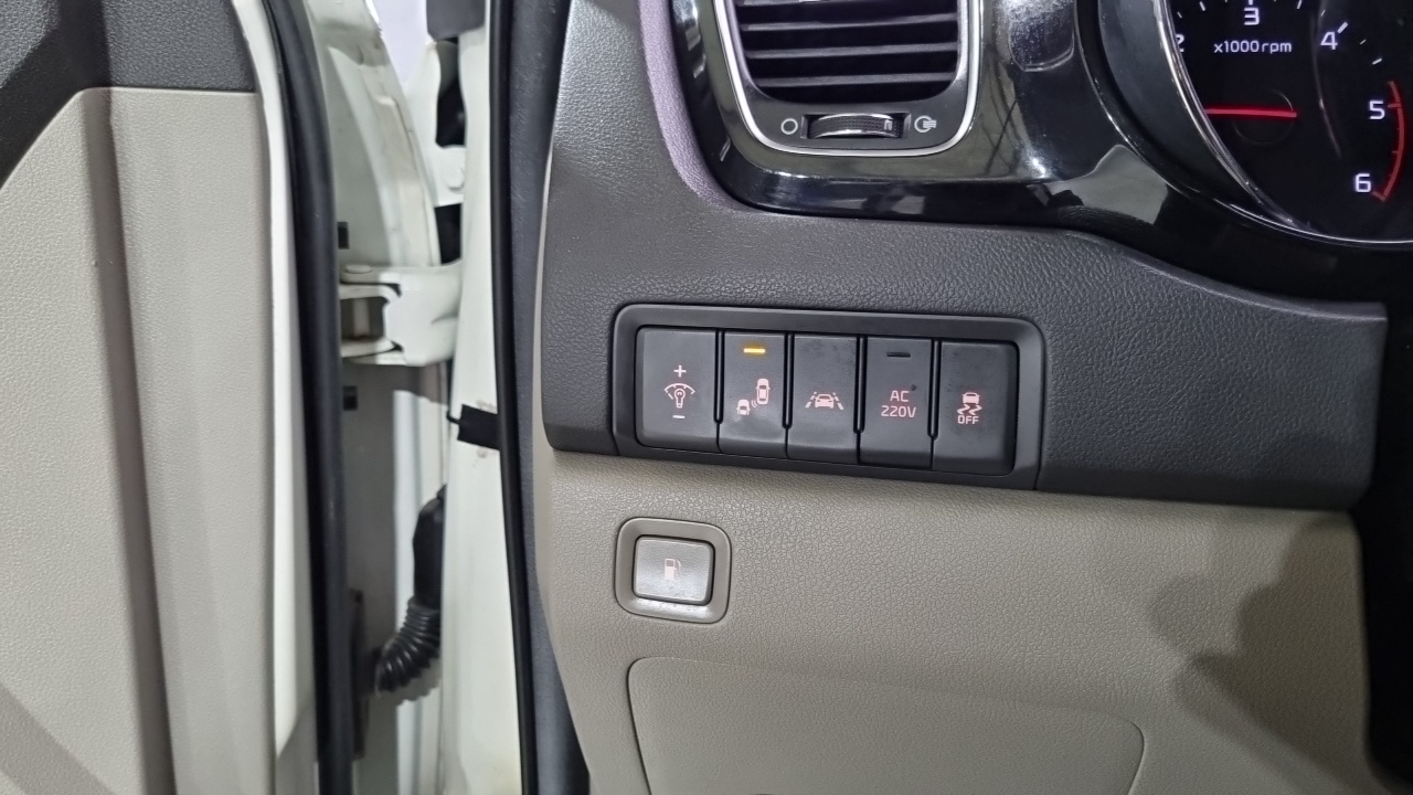 Canival Kia 2015.8-OPTION-018