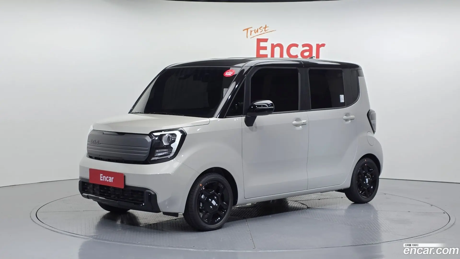 Main__Slider__Photo:RAY Kia 2026.6-0