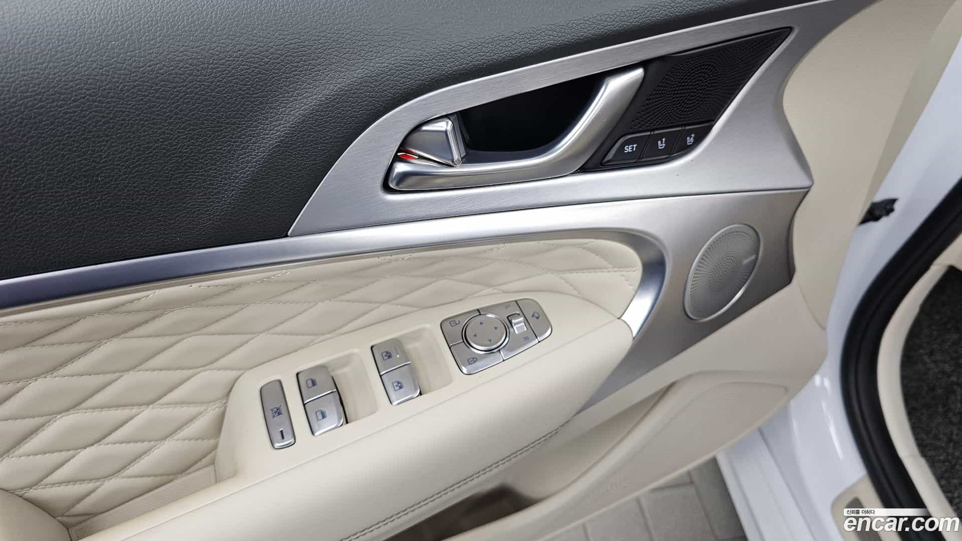 G70 Genesis 2019.2-OPTION-048