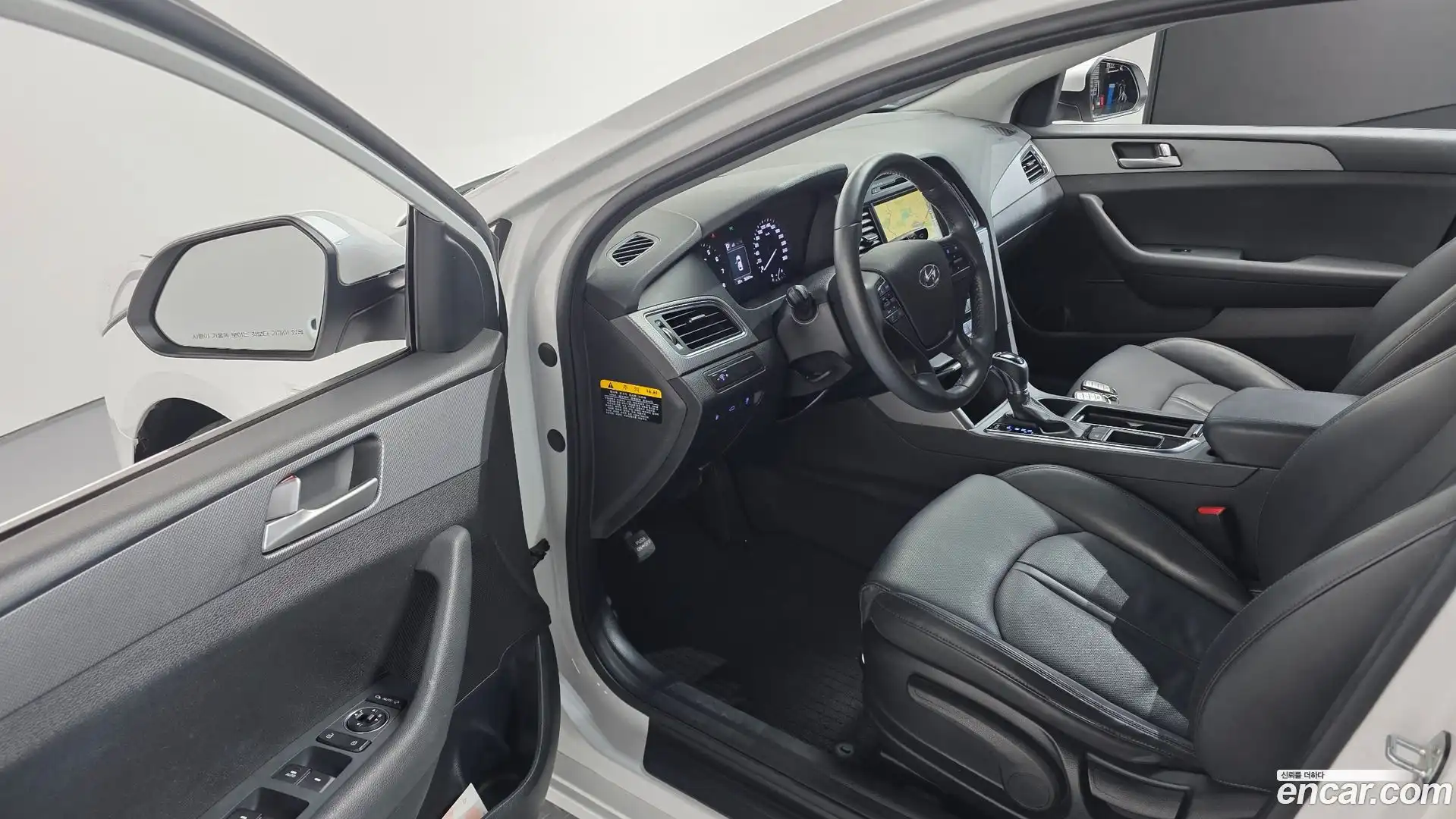 Sonata Hyundai 2016.11-OPTION-015