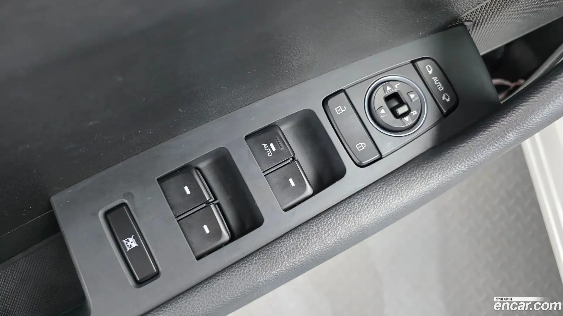 Sonata Hyundai 2016.11-OPTION-016