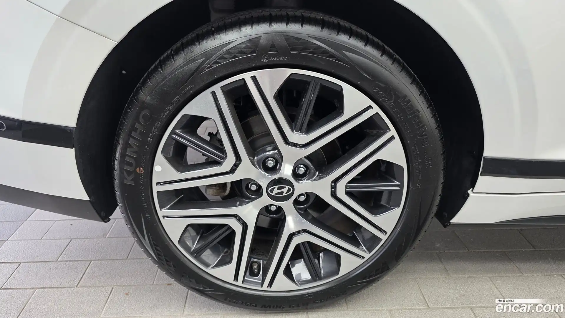 Grandeur Hyundai 2024.6-OUTER-005