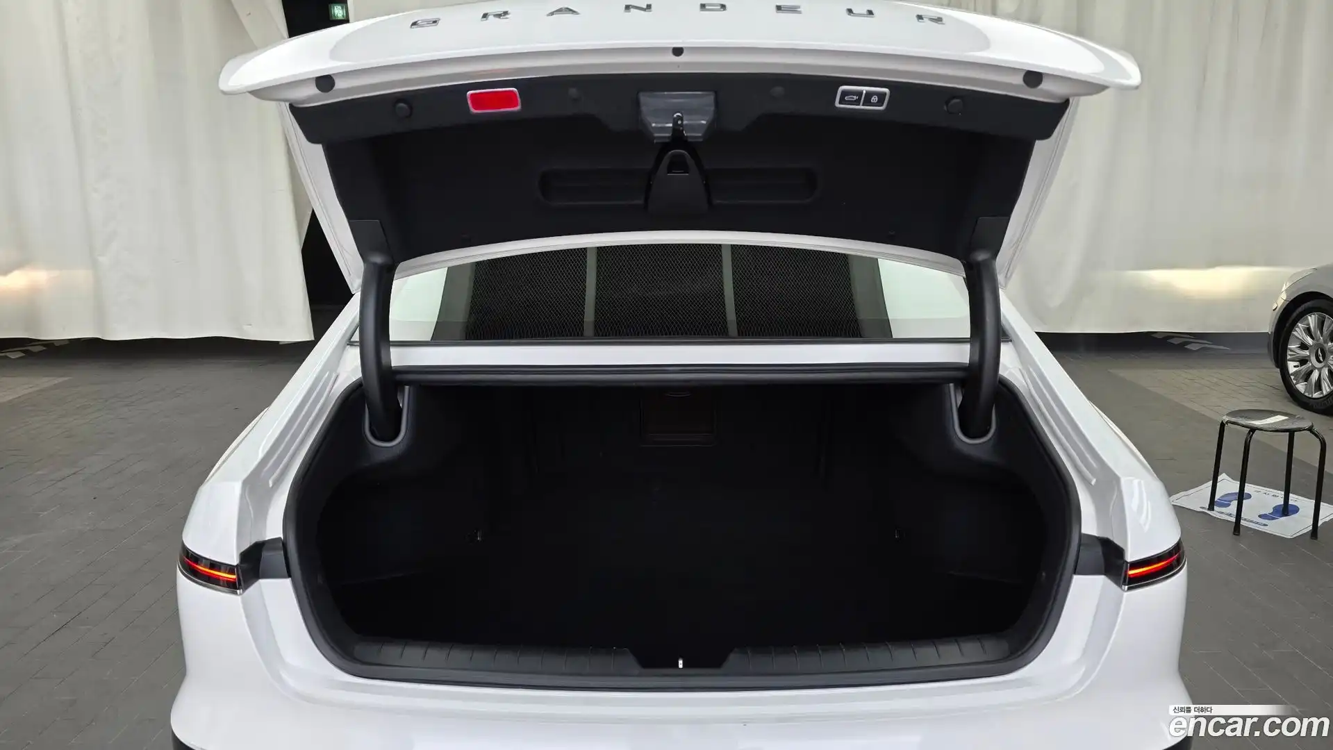 Grandeur Hyundai 2024.6-OPTION-024