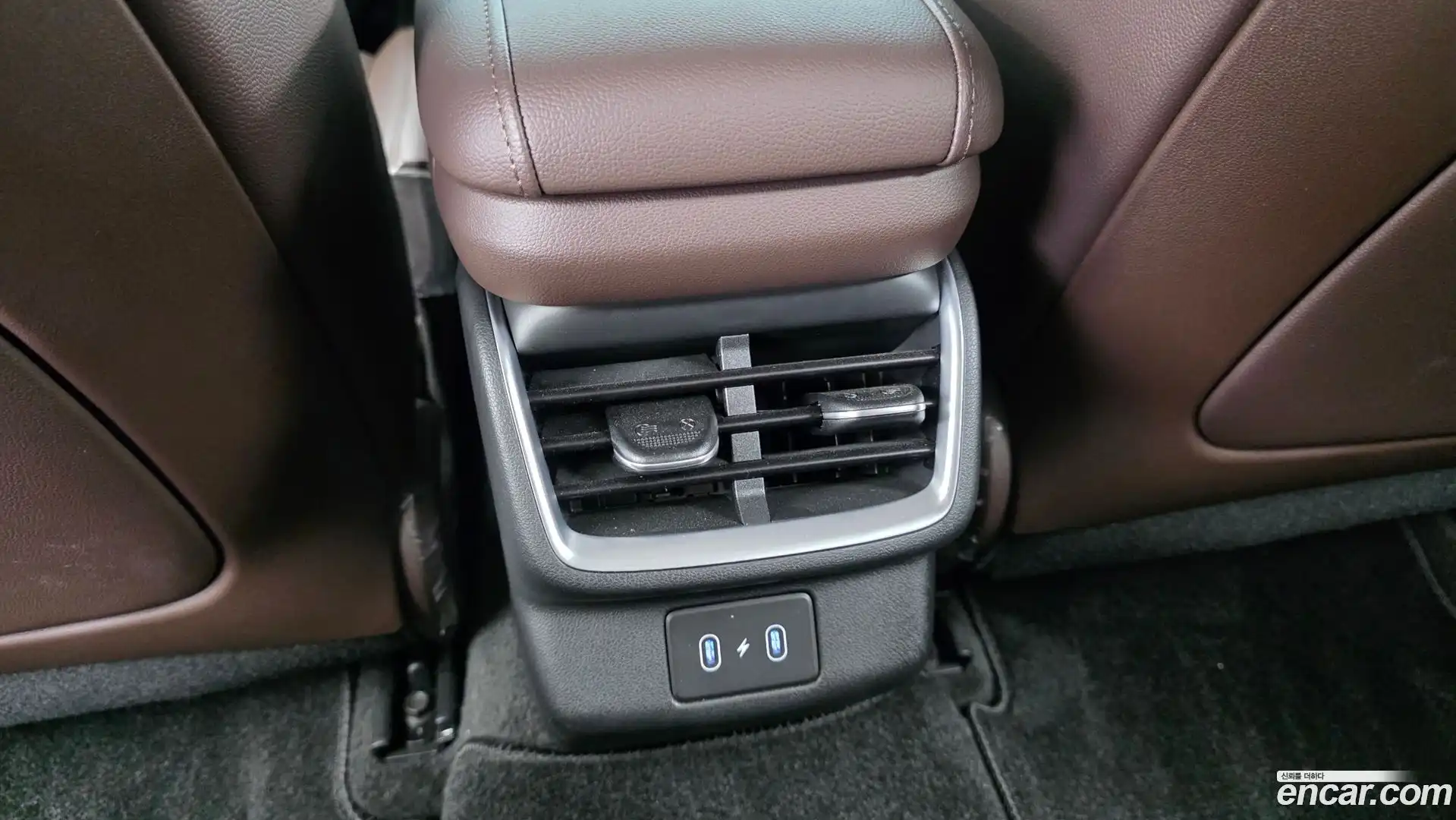 Grandeur Hyundai 2024.6-OPTION-045
