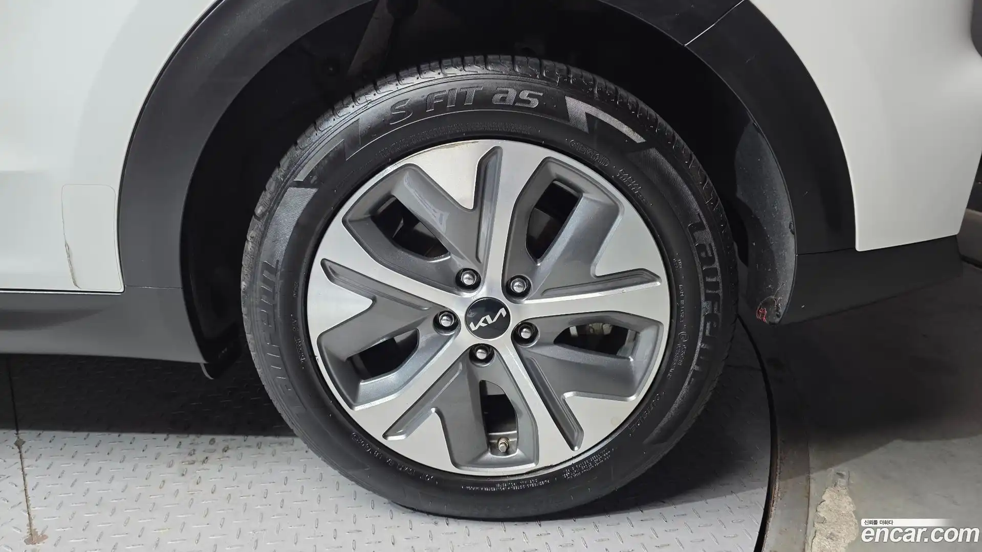 Niro Kia 2023.5-OUTER-031