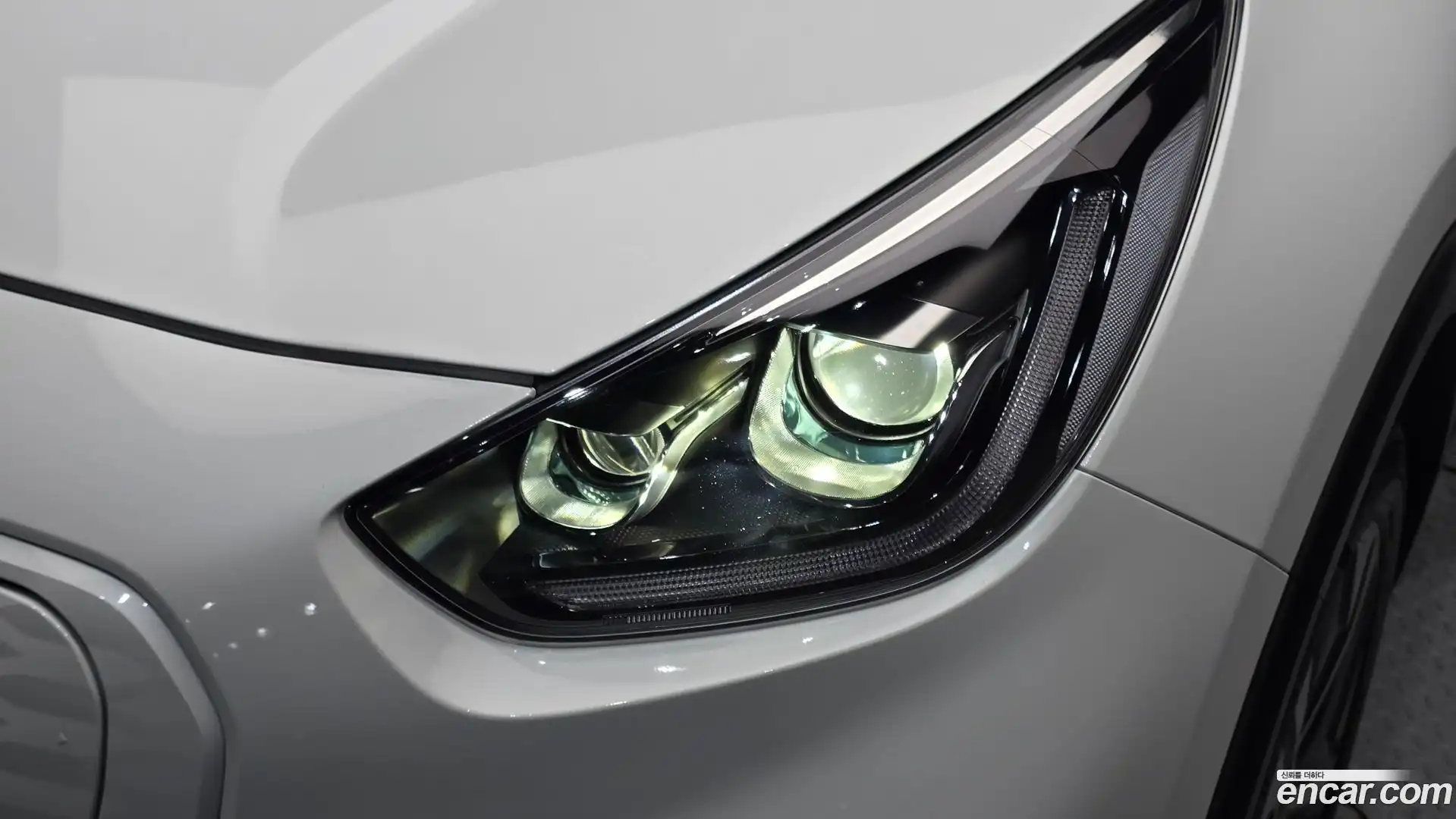 Niro Kia 2023.5-OUTER-032