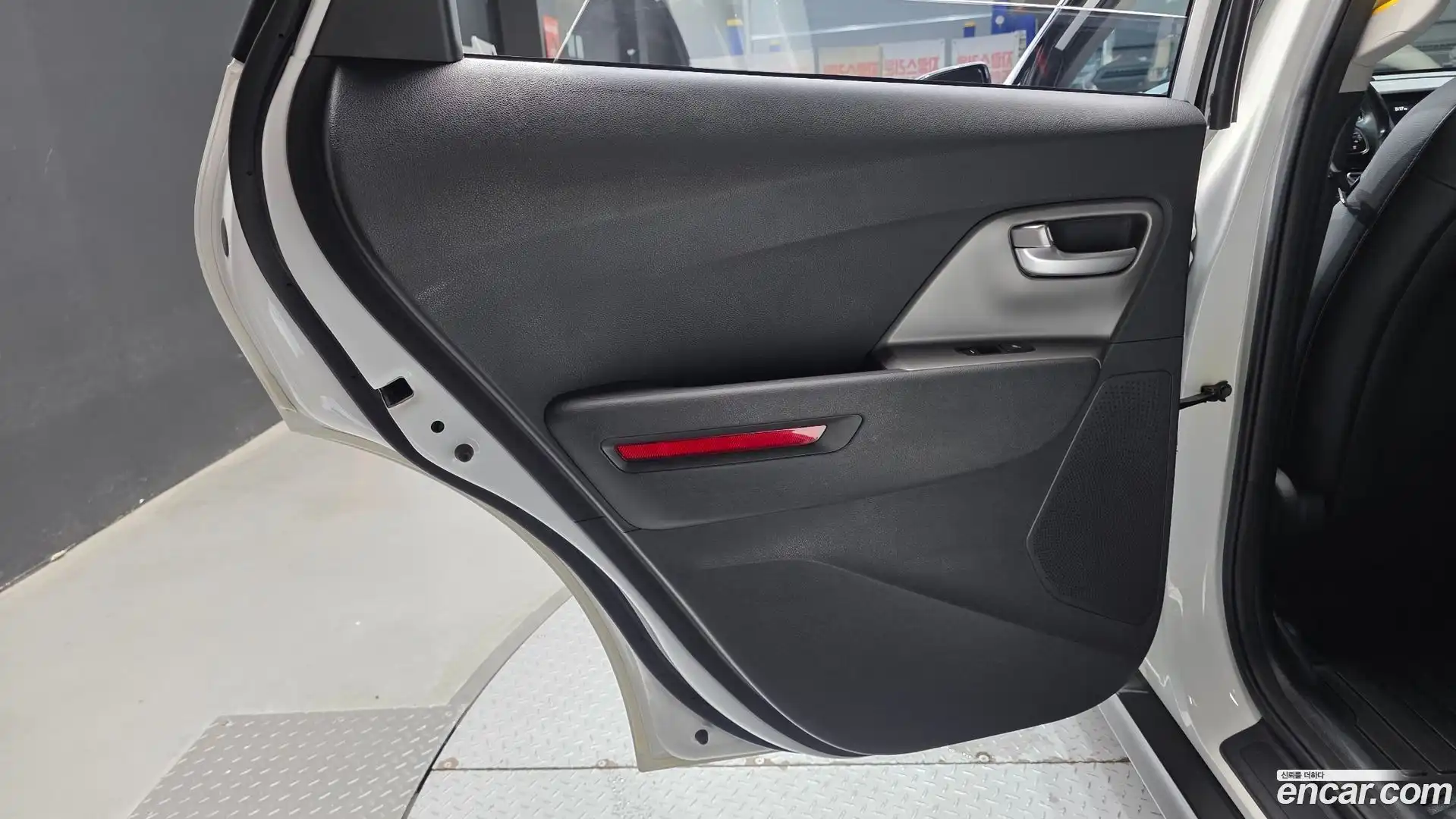 Niro Kia 2023.5-INNER-035