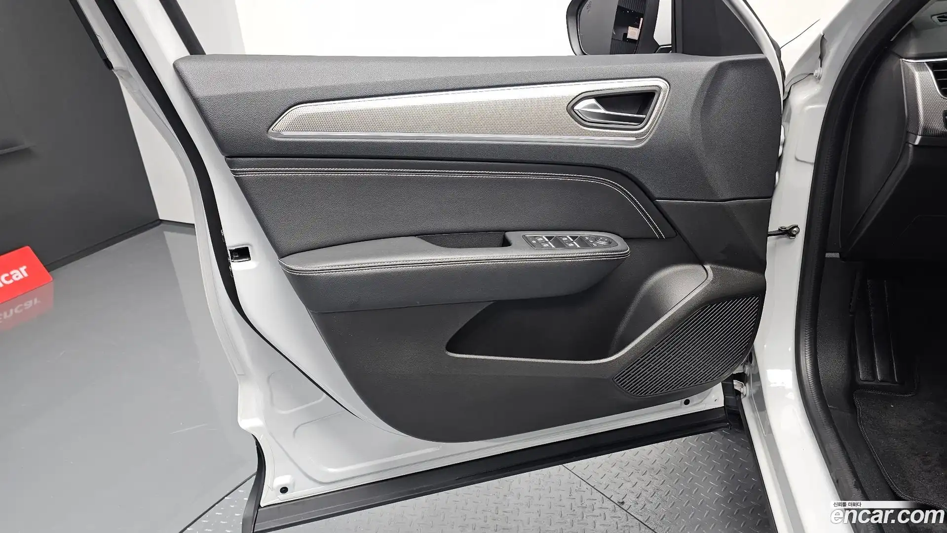 XM3 Renault Korea 2022.10-INNER-034