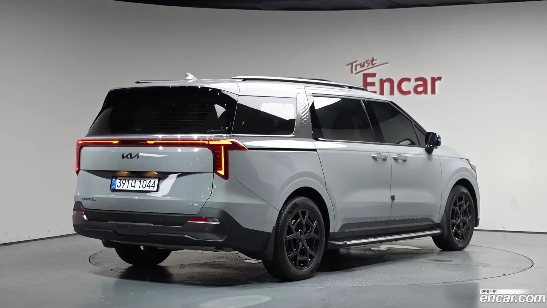 Canival Kia 2025.11-OUTER-002