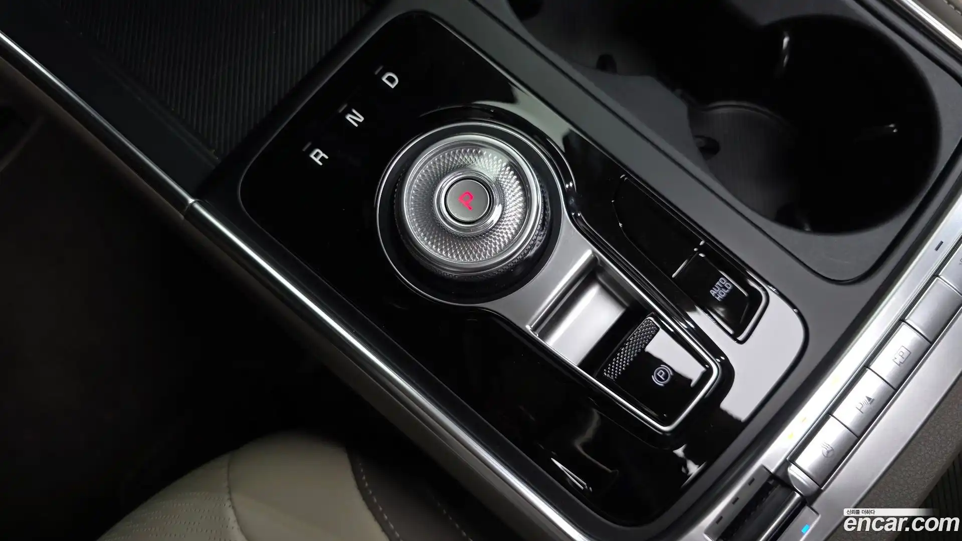 Canival Kia 2025.11-INNER-009