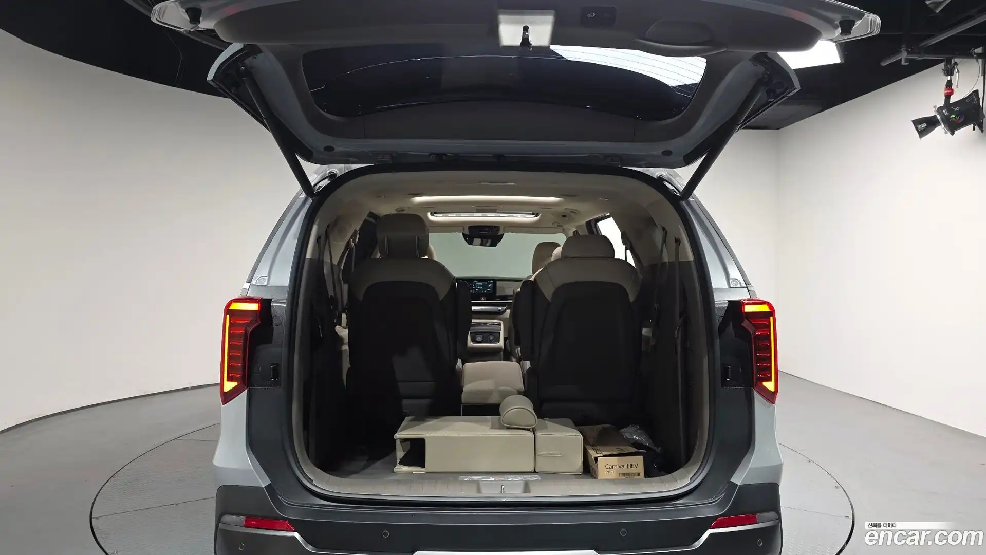Canival Kia 2025.11-OPTION-024
