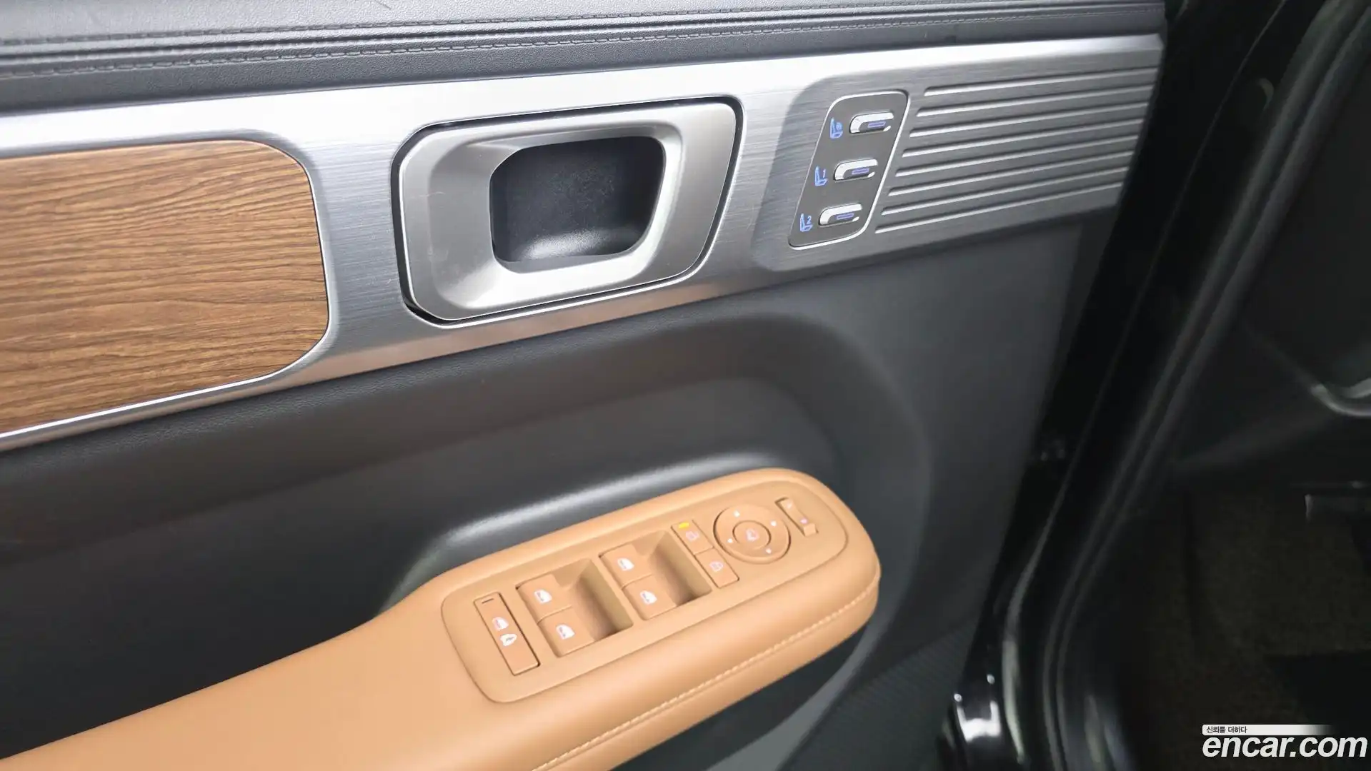 Santafe Hyundai 2023.10-OPTION-042